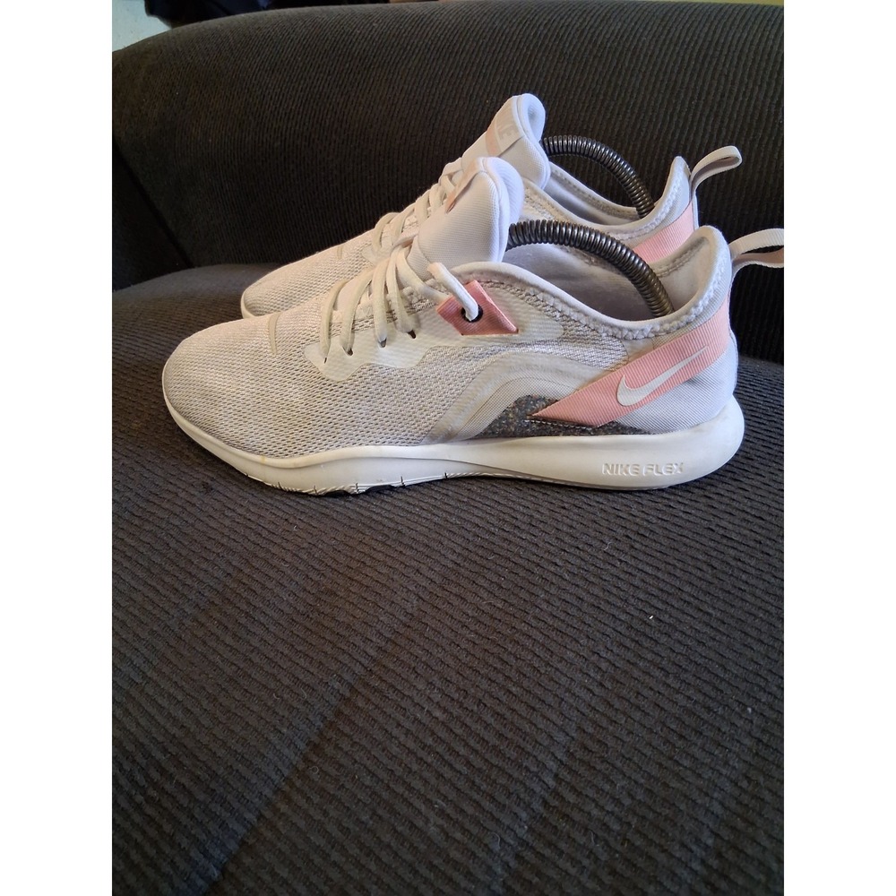 Nike Flex Trainer‎ 9 Women's Athletic Shoes Grey/WHT/Coral AQ7491-006 Size 10